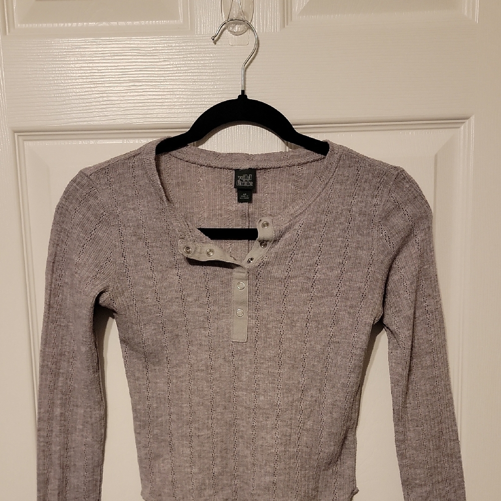 Heather Gray Long-Sleeve Henley Top